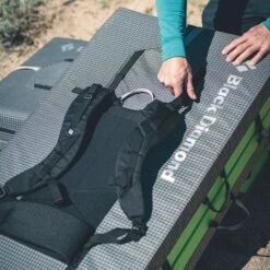 Black Diamond Erratic Crash Pad -Rock Climbing Series Store 1 92283d09 9f43 4892 a038 e752533117ad