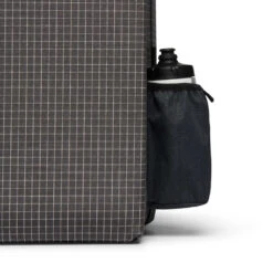 Black Diamond Erratic Crash Pad -Rock Climbing Series Store 43766c010547428f79c144a9030574e6a99dee6c 11947