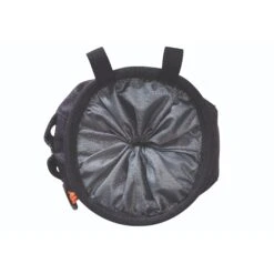 Petzl Sakapoche Chalk Bag 7 Petzl Sakapoche Chalk Bag -Rock Climbing Series Store S040AB00 SAKAPOCHE focus 1 HighRes