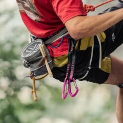 YY Vertical Brush -Rock Climbing Series Store VerticalBrushSVoiev2 2 1800x1800 09349e13 cb52 4d51 864d bc8b33bb4ec1