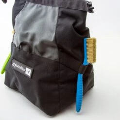 Metolius Razorback Boars Hair Brush 12 Metolius Razorback Boars Hair Brush -Rock Climbing Series Store chalknrol brush