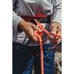 Mammut Togir 2.0 3 Slide Women's Harness -Rock Climbing Series Store mammut togir2.0 3slide womens harness lifestyle